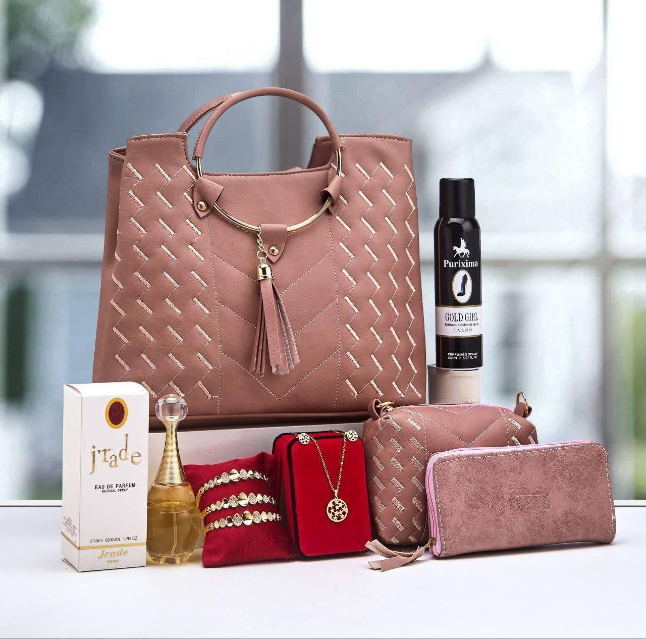 ✨ مجموعة الأناقة المطلقة – 7 قطع أساسية لإطلالة ساحرة ! ✨